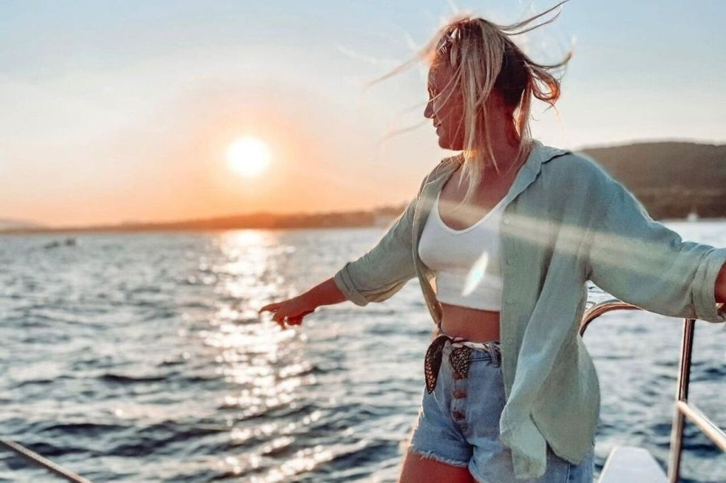 Valencia: Crucero en Catamarán al Atardecer
