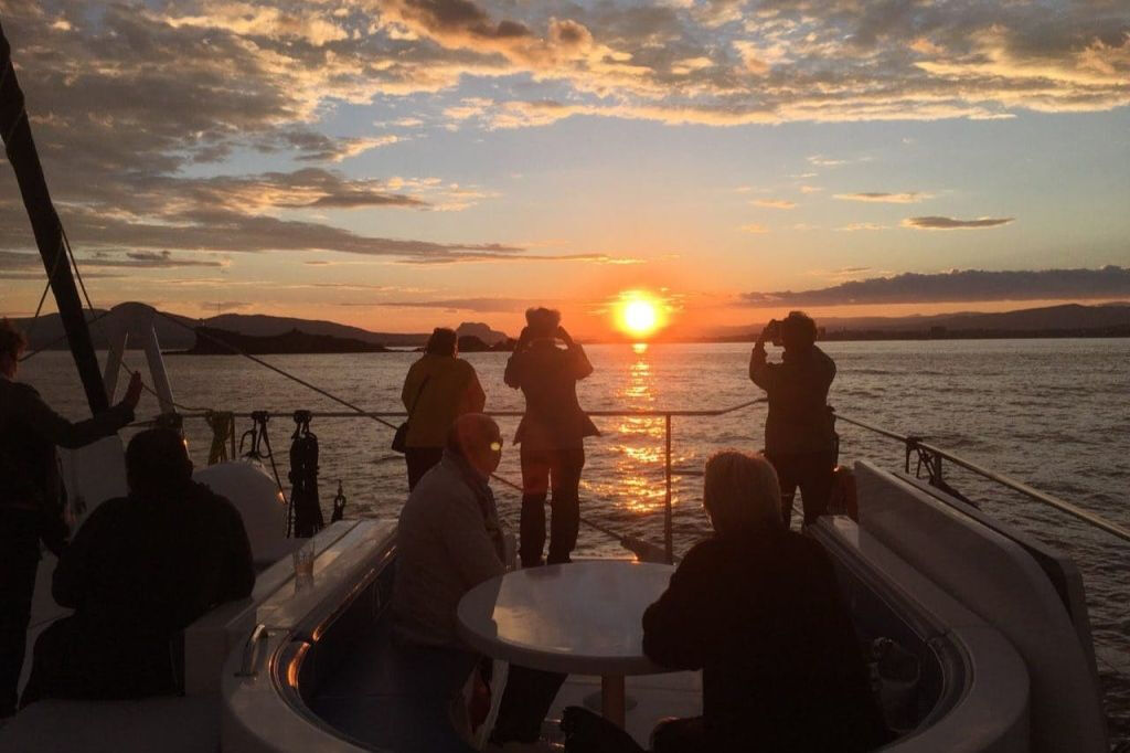 Valencia: Crucero en Catamarán al Atardecer