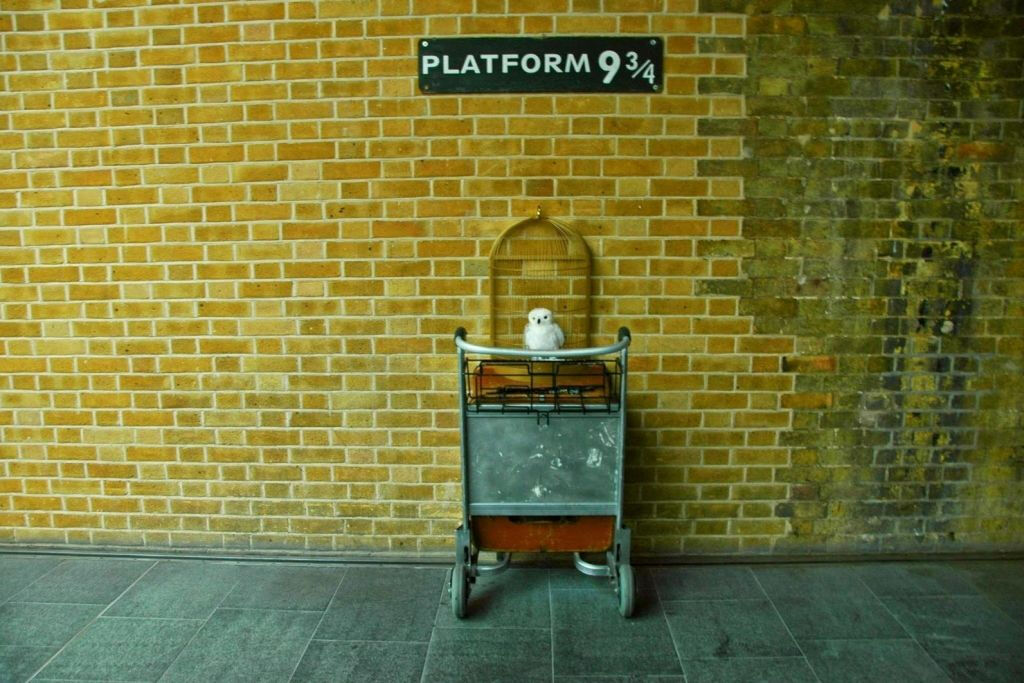 Londres : Visite guidée de Harry Potter + entrée au musée de la prison de Clink + croisière