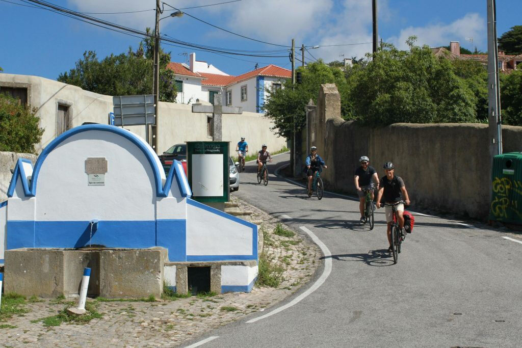 Sintra e Cascais: Passeio guiado de E-Bike saindo de Lisboa