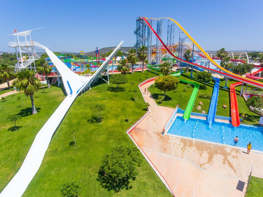 Parque Aquashow + Excursión a la Cueva de Benagil