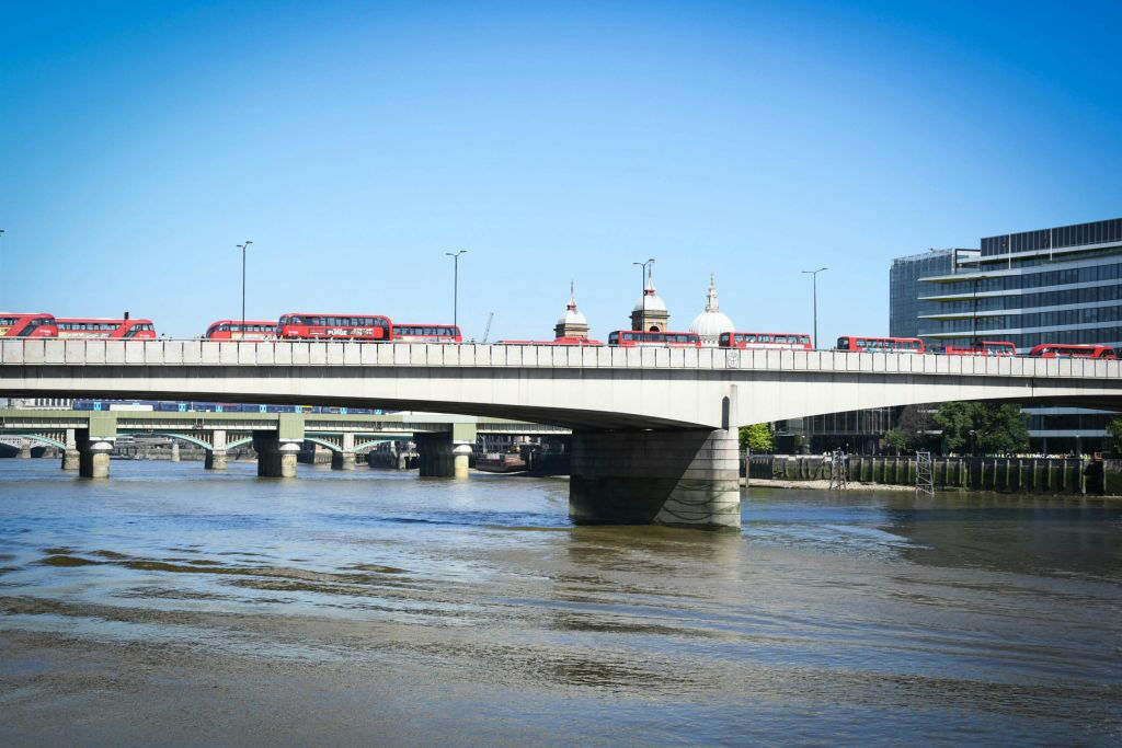 London: Harry Potter Film Sites + Jack the Ripper Combo Tour