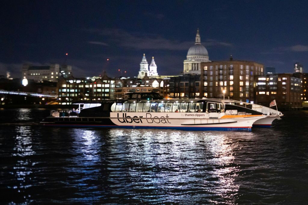 Londres : RoundtripUber Boat`` par Thames Clippers