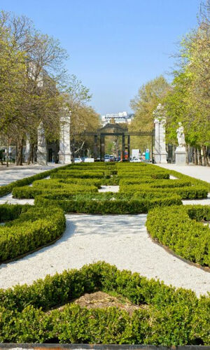 Madrid: Highlights & Hidden Gems Group Walking Tour
