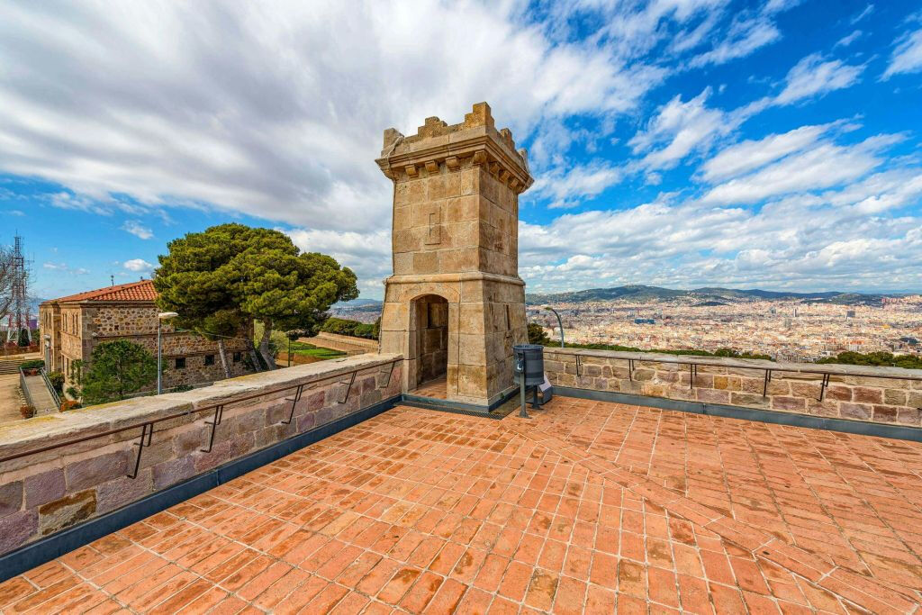 Parque de Montjuic Barcelona: App Audioguía de TouringBee