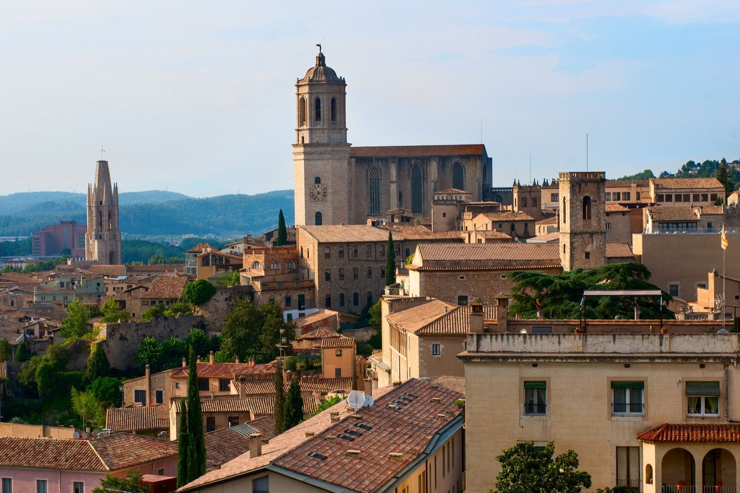 Visita Guiada por Girona Ciudad Medieval Juego de Tronos desde Barcelona