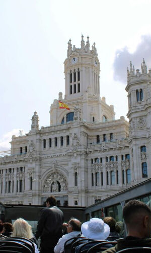 Madrid Walking Tour + Big Bus Madrid
