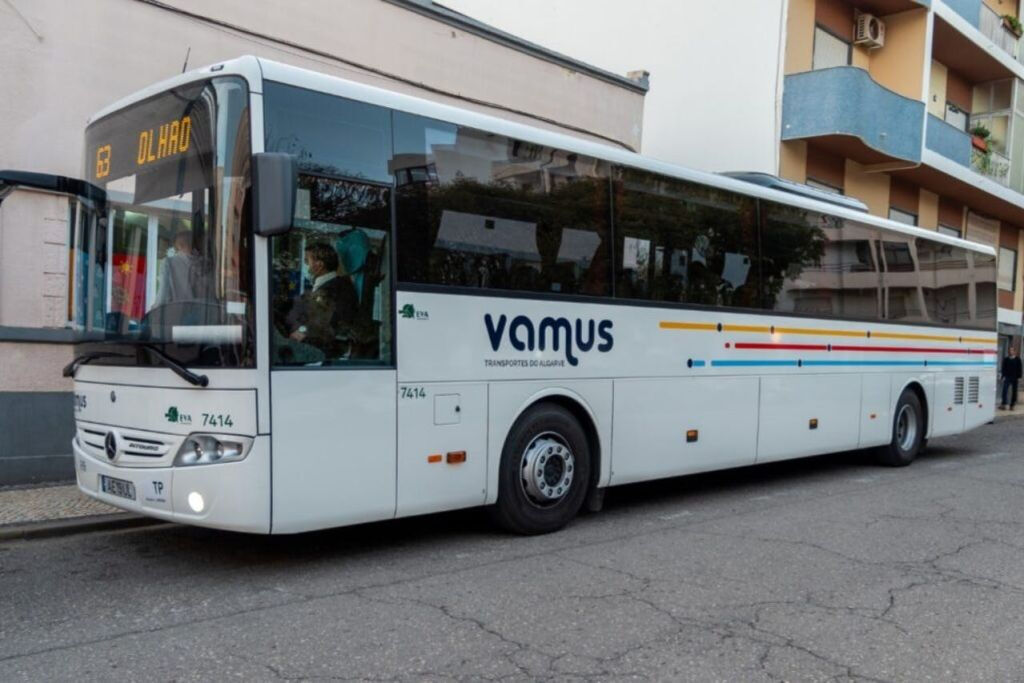 Albufeira: Trasferimento in autobus da/per l'aeroporto di Faro