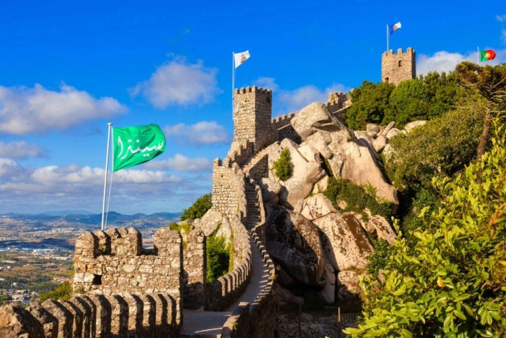 Sintra: autobus Hop-on Hop-off per castelli e palazzi