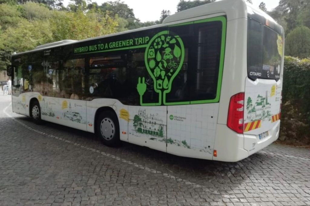 Sintra: autobus Hop-on Hop-off per castelli e palazzi