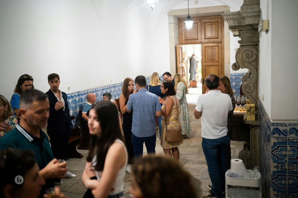 Mosteiro de São Bento da Vitória : Visite guidée + Fado