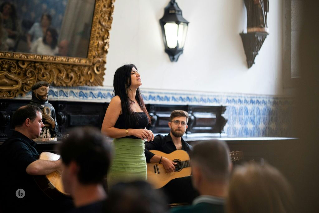Mosteiro de São Bento da Vitória : Visite guidée + Fado