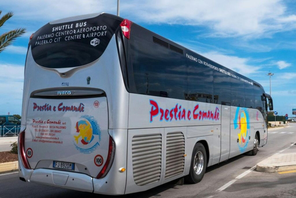 Palerme : Transfert en bus depuis et vers l'aéroport et le centre ville