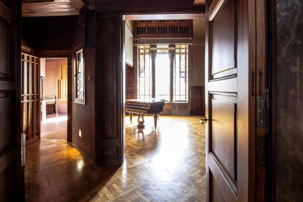 Palau Güell (Palacio Güell): Entrada
