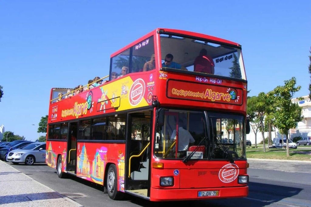 City Sightseeing Albufeira: Autobús Hop-on Hop-off + Visita Nocturna y Visita a Pie