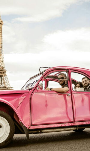 Paris: Private Tour in Pink Citroën 2CV