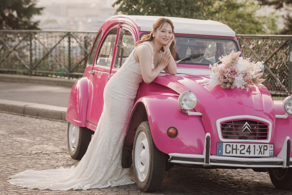 Paris: Passeio particular em um Citroën 2CV rosa