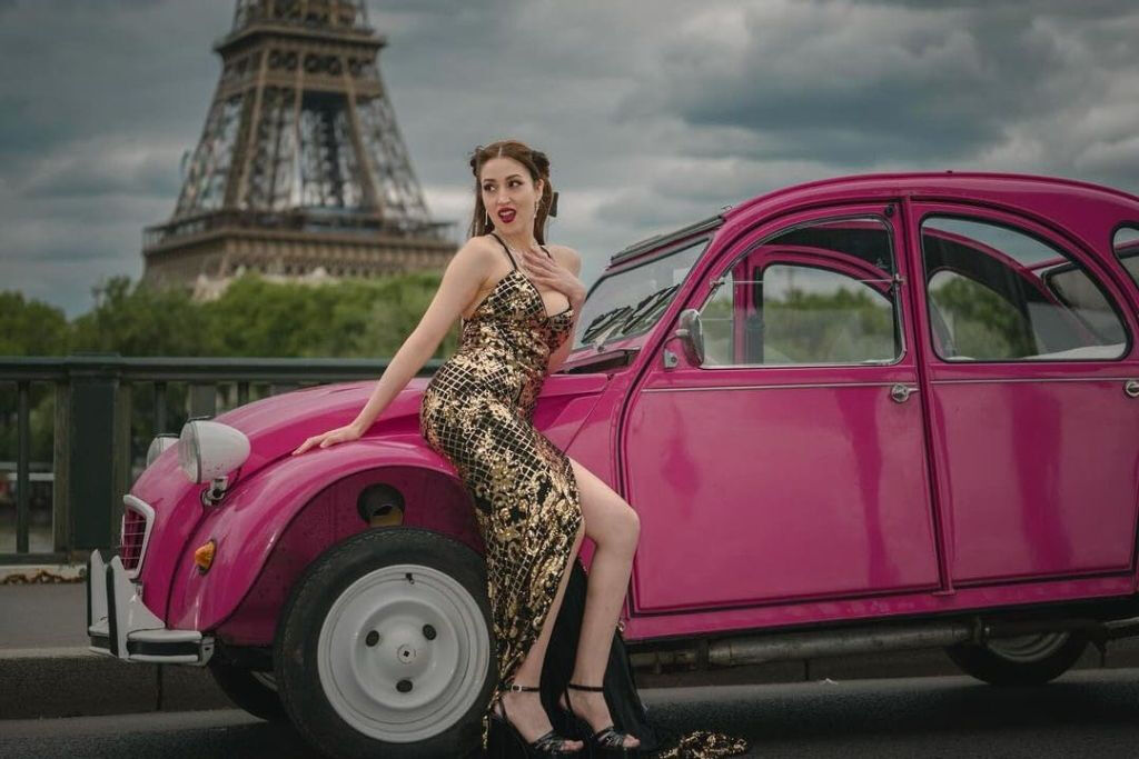 Paris: Passeio particular em um Citroën 2CV rosa