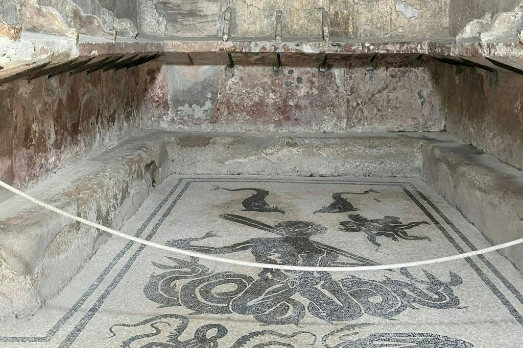 Ercolano: Andata e ritorno da Napoli in autobus