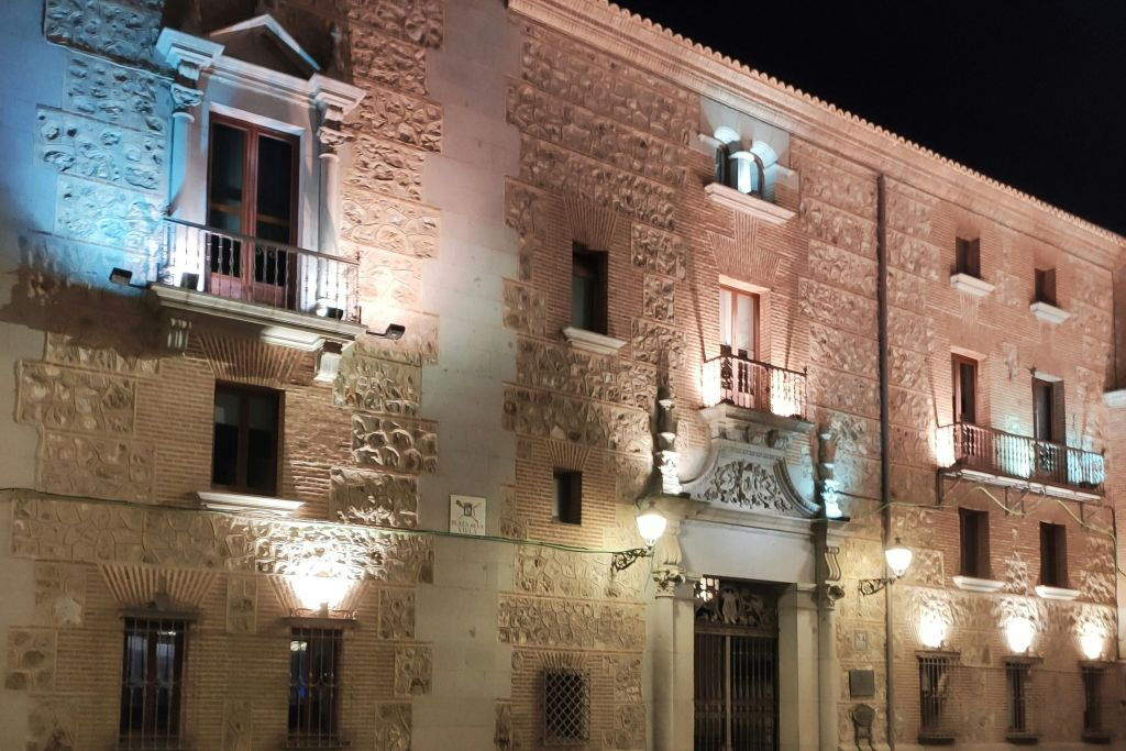 Madrid: Tour guidato a piedi in spagnolo