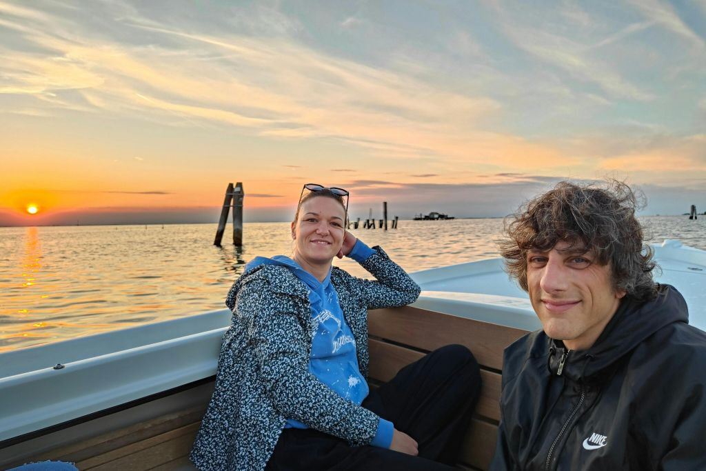 Chioggia: Passeio guiado de barco ao pôr do sol na Lagoa de Veneza