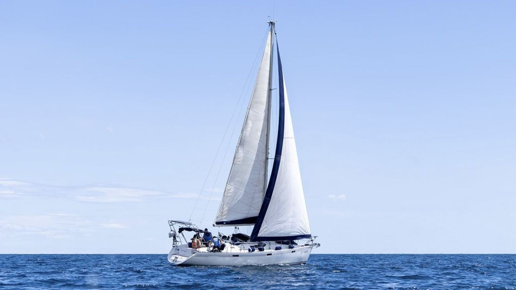 Aci Trezza: Sailboat Tour from Catania + Aperitif