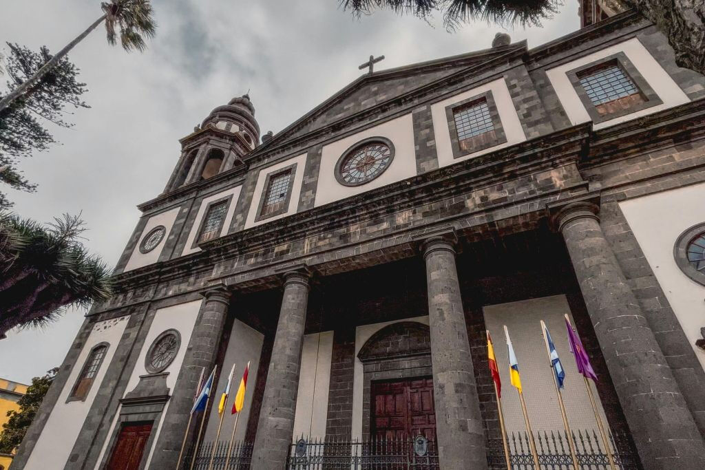 Santa Cruz, La Laguna y Anaga: Visita guiada + Transporte
