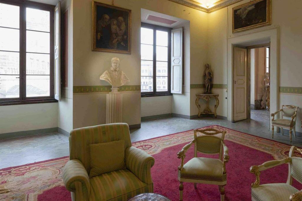 Palazzo Chigi Zondadari: entrada + visita guiada + concerto de ópera