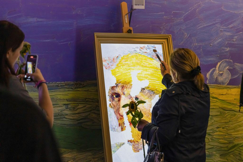 Lisboa: Exposición Vivir a Van Gogh en Mãe d'Água das Amoreiras Embalse