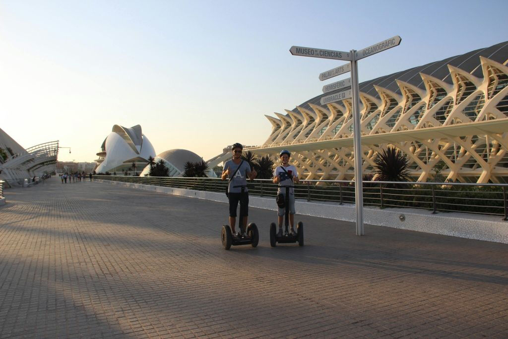 Valencia: Guided Segway Tour