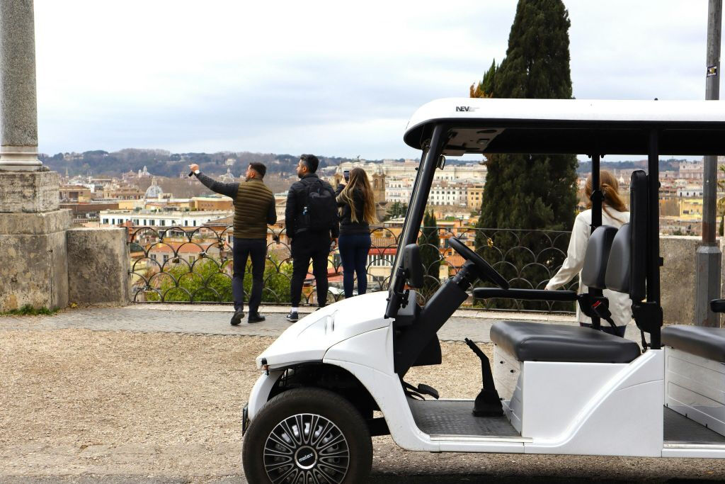 Rome City Highlights: Golf Cart Tour