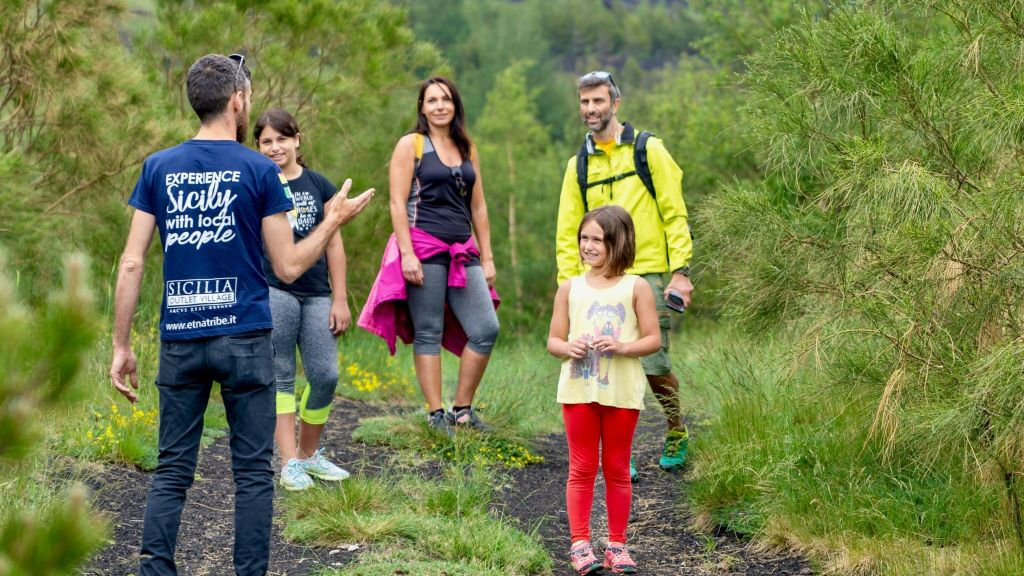 Mount Etna: Guided Day Trip from Catania
