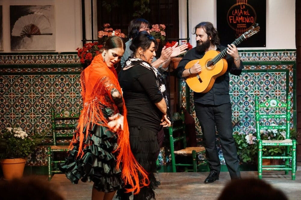 Séville : Visite guidée de la gastronomie + spectacle de flamenco