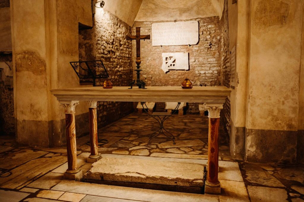 Rome: Guided Underground Tour with Catacombs & Bone Crypt Entry