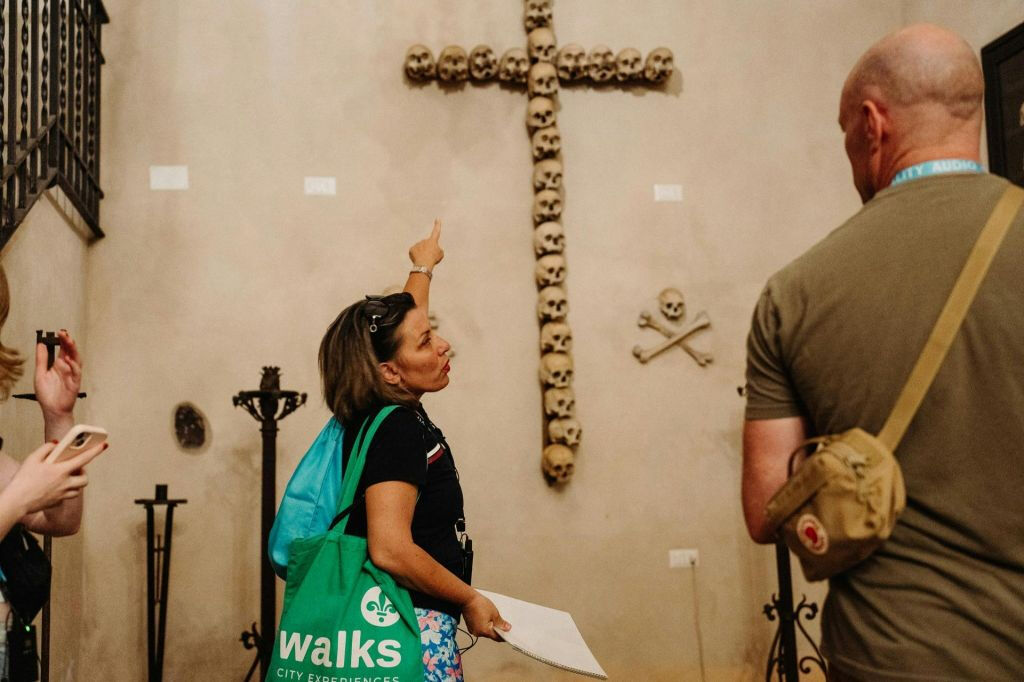 Rome: Guided Underground Tour with Catacombs & Bone Crypt Entry