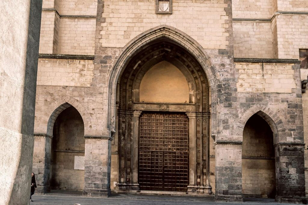 Mosteiro e claustro de Santa Chiara: ingresso + visita guiada