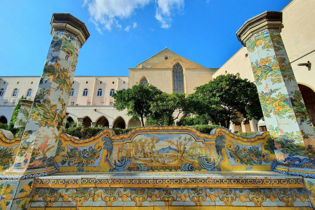 Mosteiro e claustro de Santa Chiara: ingresso + visita guiada
