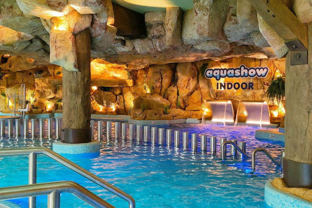 Aquashow : Entrée du parc aquatique intérieur