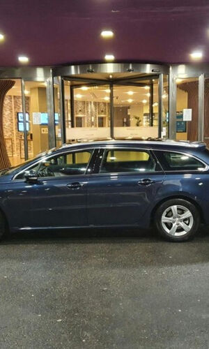 Paris: Shared Shuttle Transfer from Accommodation to Orly Airport