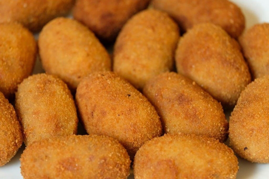 Malaga: Guided Food Tour + Drinks