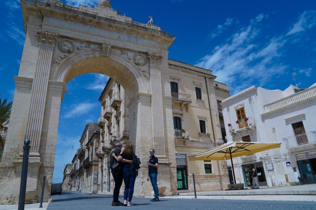 Siracusa, Ortigia & Noto: Guided Day Trip from Catania