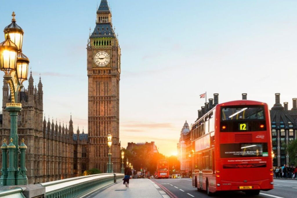 Voir plus de 40 sites touristiques de Londres : Guide local amusant