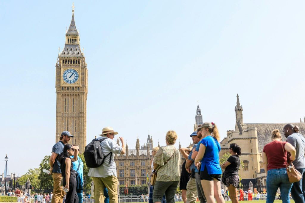 London: Palaces & Parliament Private Walking Tour