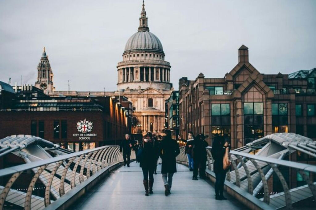 Londres: Visita guiada nocturna a pie de más de 30 lugares de interés