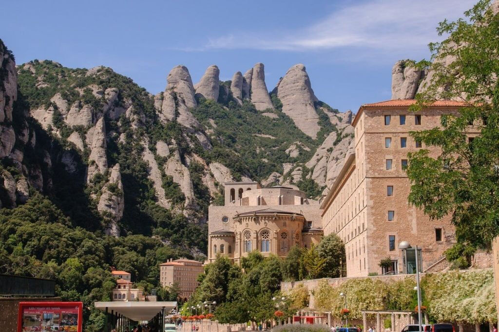 Montserrat: Half-Day Guided Tour from Barcelona