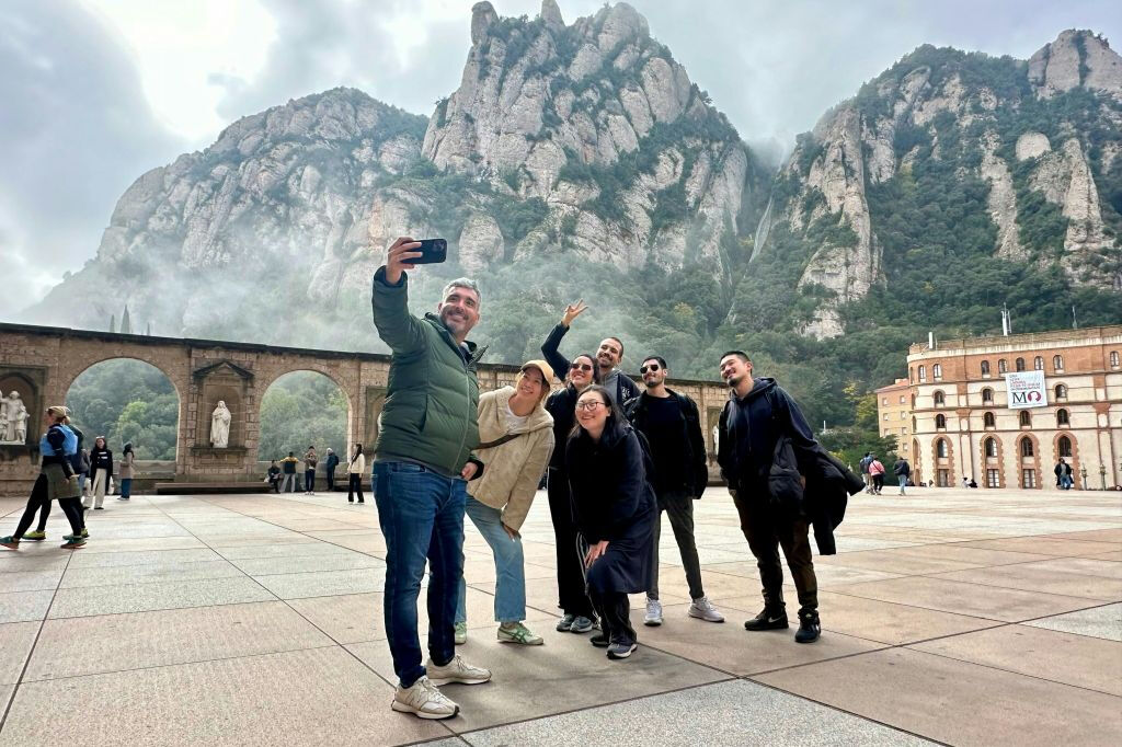 Montserrat: Half-Day Guided Tour from Barcelona