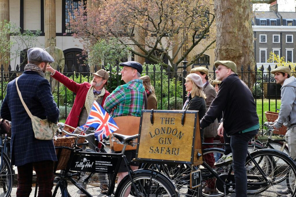 London: Gin Safari Bike Tour