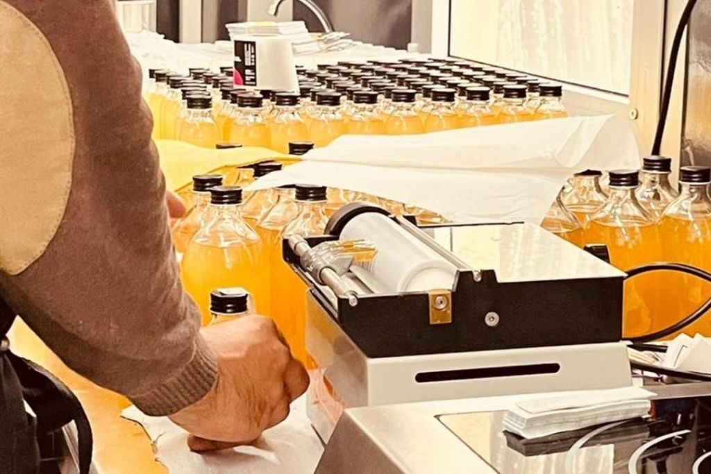 Roma: Corso di produzione del limoncello + degustazione + prelievo