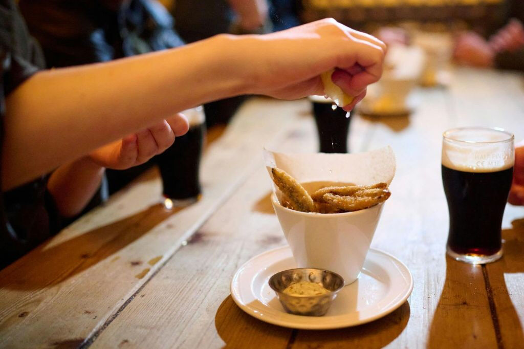 Londres: Visita guiada a pie por pubs y restaurantes + Degustaciones + Bebidas