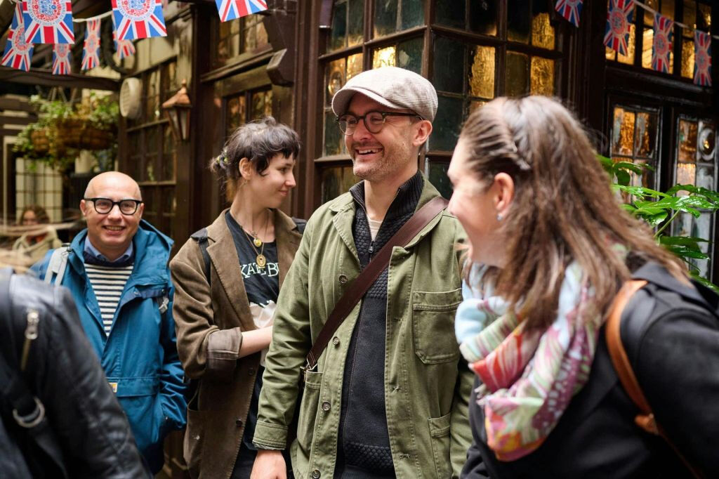 Londres: Visita guiada a pie por pubs y restaurantes + Degustaciones + Bebidas